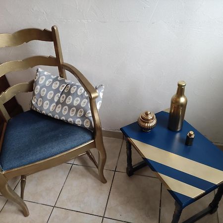 Bleu Bonheur Panzió Dennevy Szoba fotó