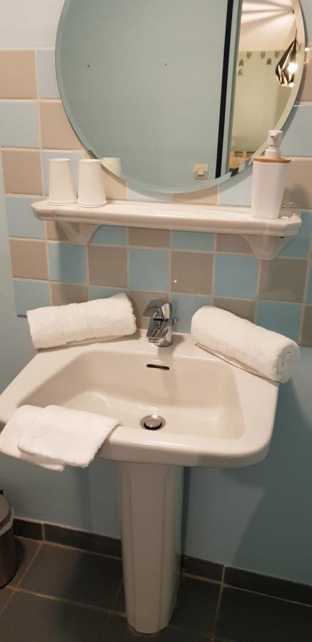 Bleu Bonheur Panzió Dennevy Kültér fotó