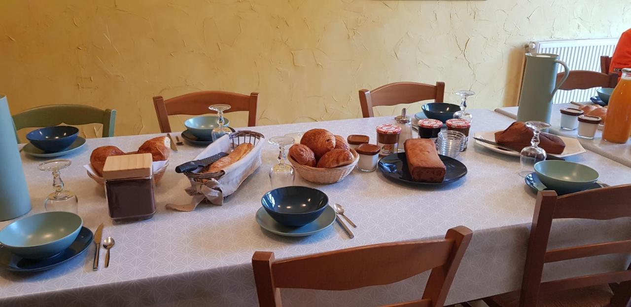 Bleu Bonheur Panzió Dennevy Kültér fotó